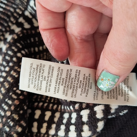 Chico's Black, White and Tan Weave One Button Closure Cardigan Sweater. … - Picture 7 of 8